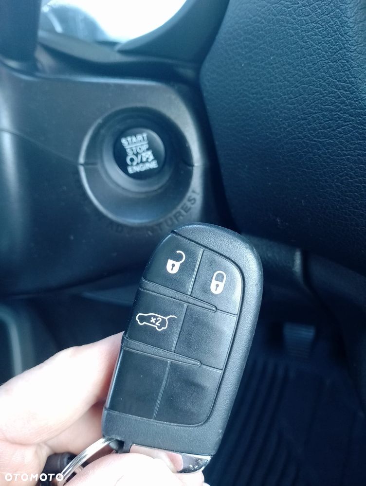 Jeep Renegade 1.6 MultiJet Night Eagle - 8