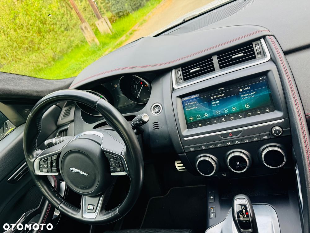Jaguar E-Pace 2.0 i4P AWD First Edition - 8