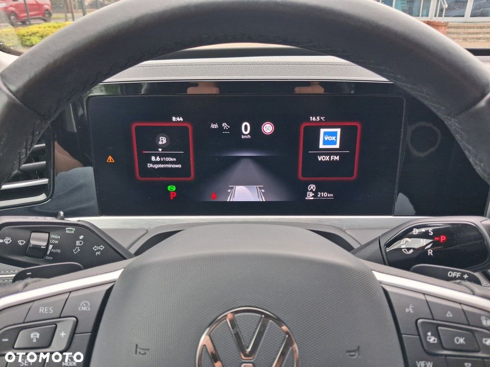 Volkswagen Passat - 33