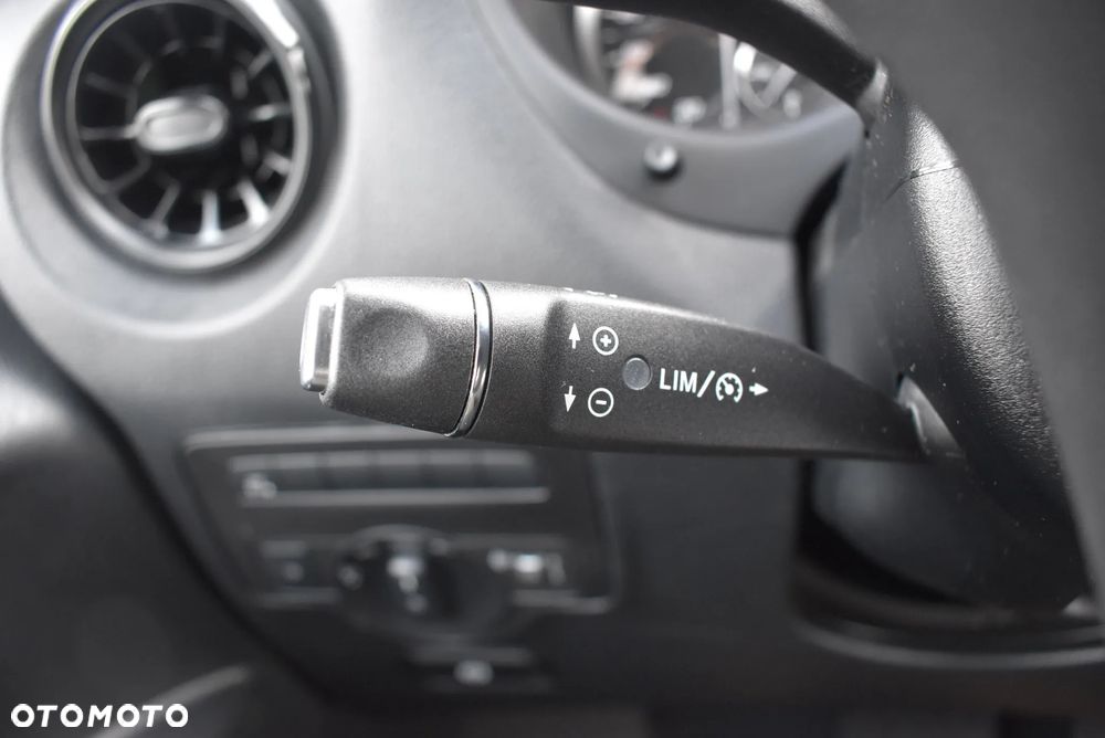 Mercedes-Benz 116 CDI L3 9G-TRONIC 447.605 - 23