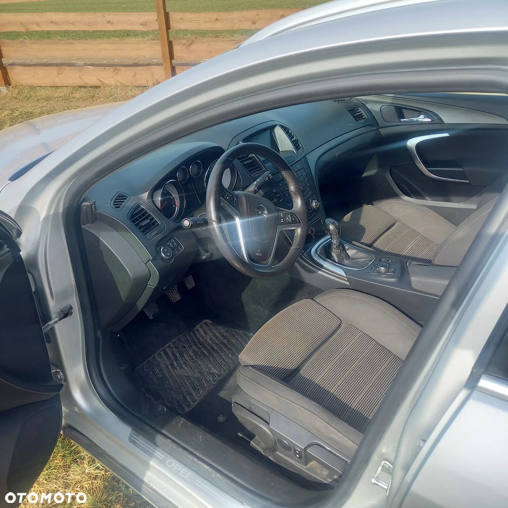 Opel Insignia - 11