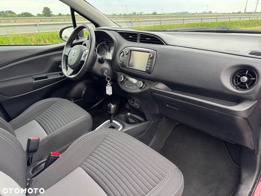 Toyota Yaris - 31