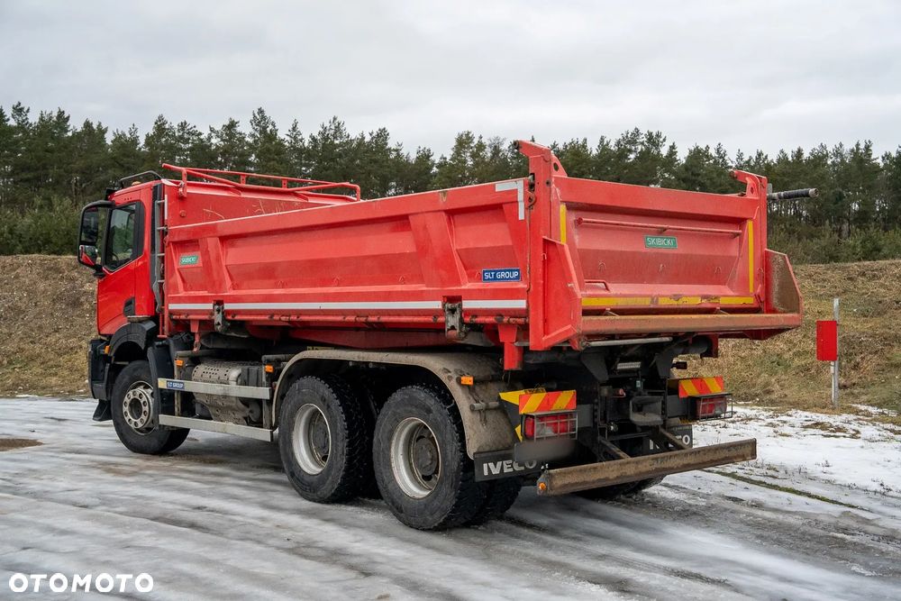 Iveco Trakker 6x4 - 3
