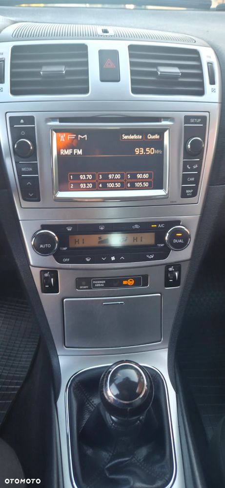 Toyota Avensis 2.0 D-4D Premium - 26