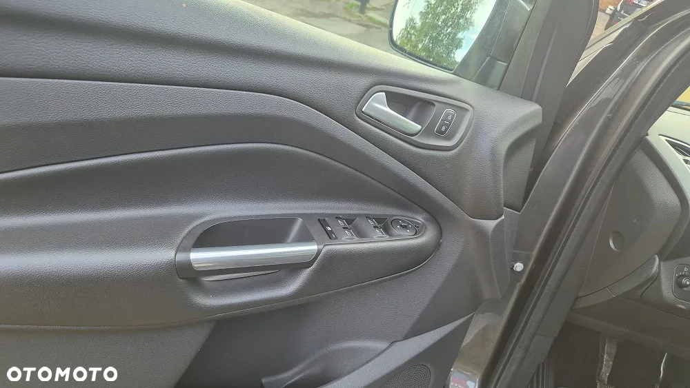 Ford Kuga 2.0 TDCi 4WD Titanium - 11