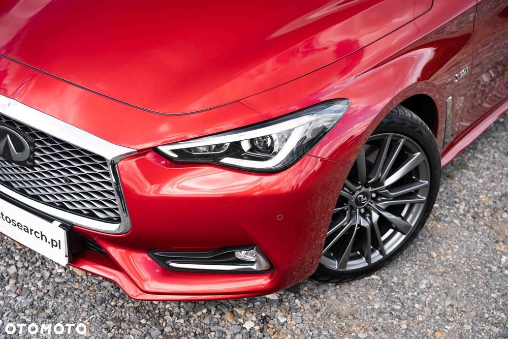 Infiniti Q60 - 9