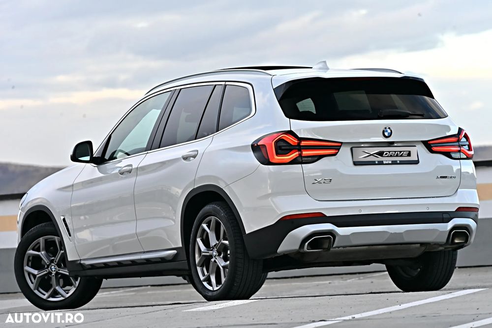 BMW X3 xDrive30i AT Luxury Line - 25