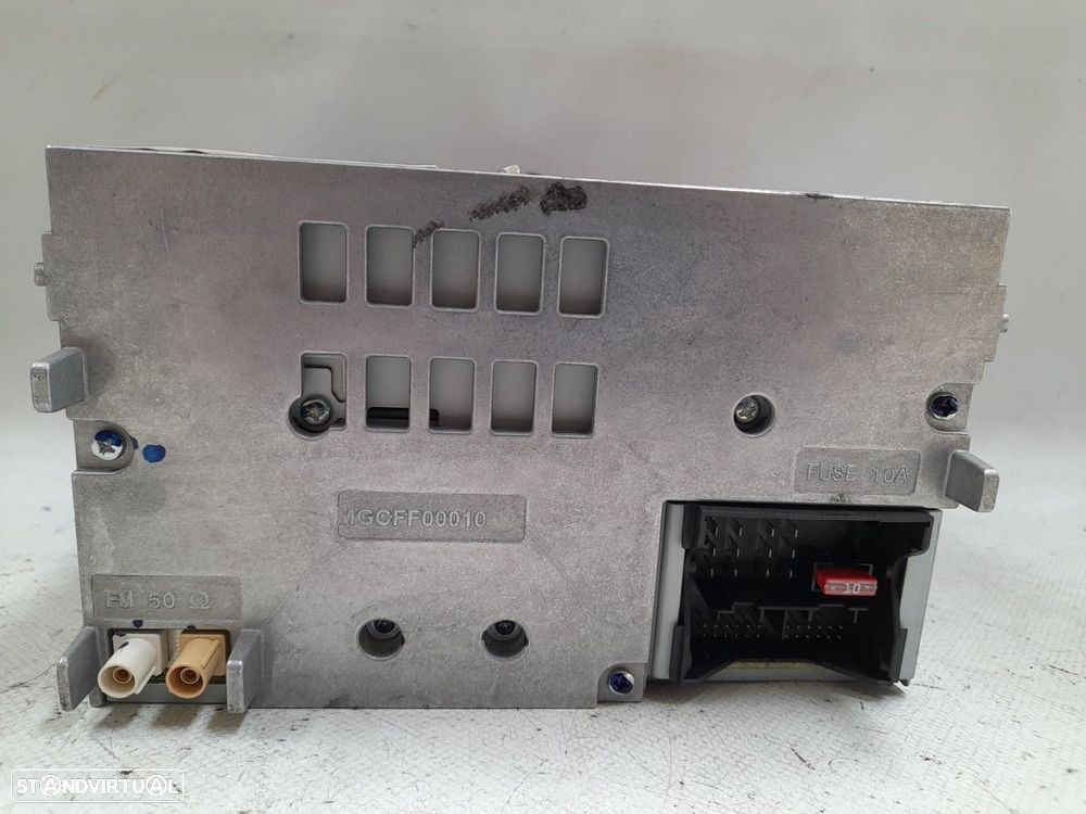 Rádio / auto-rádio VOLKSWAGEN Passat (3C2) - 2