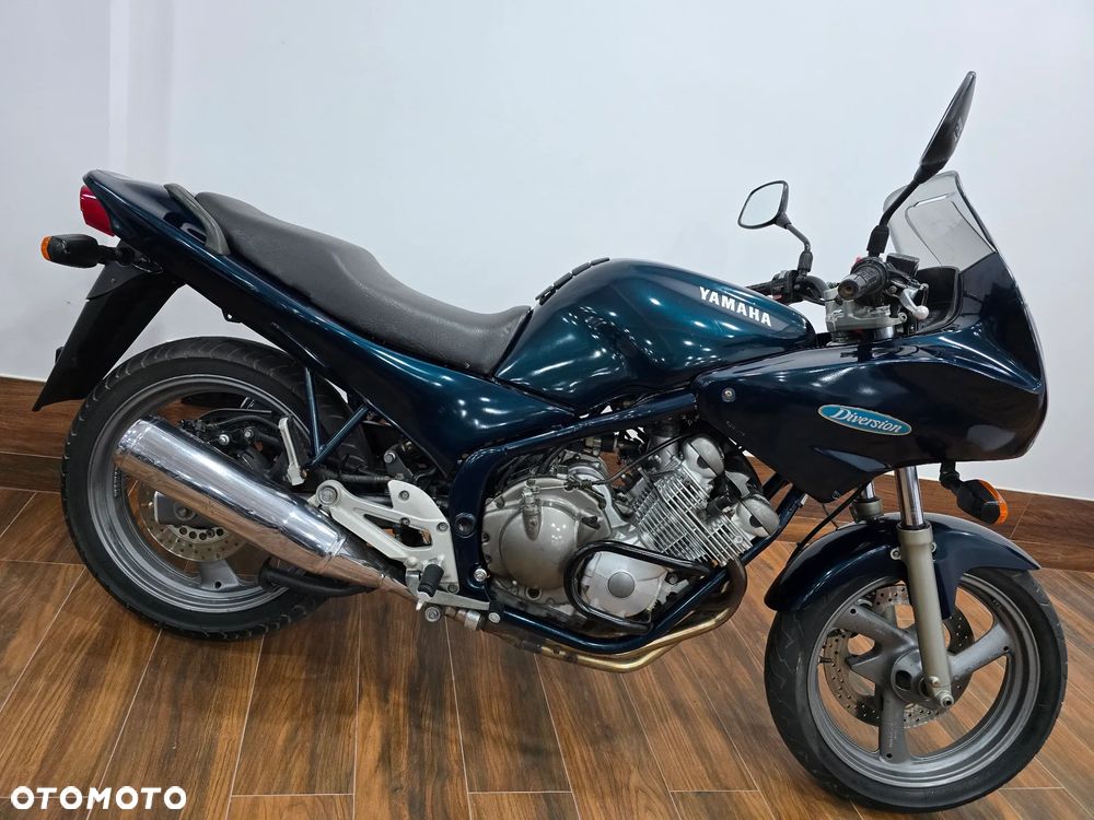 Yamaha XJ - 1