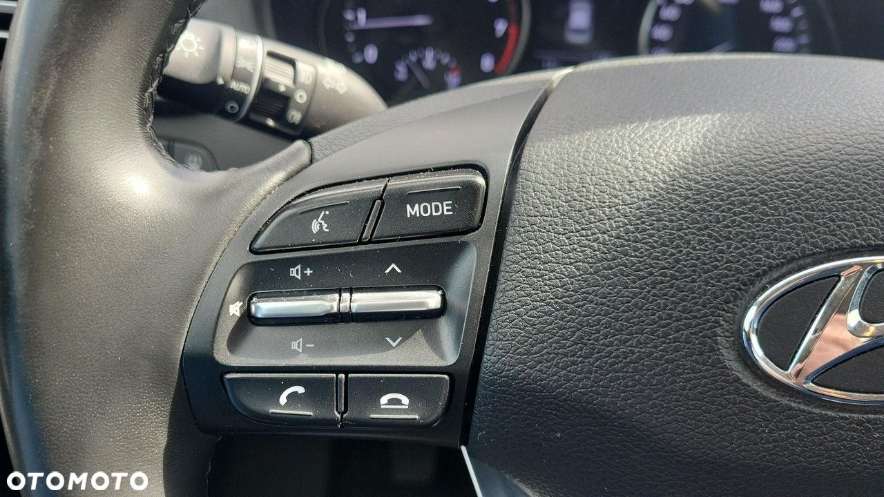 Hyundai i30 - 24
