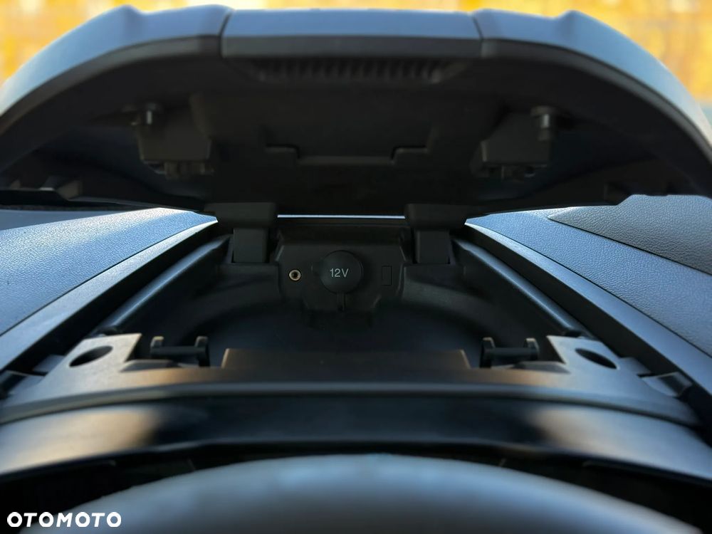 Ford Transit Custsom - 26