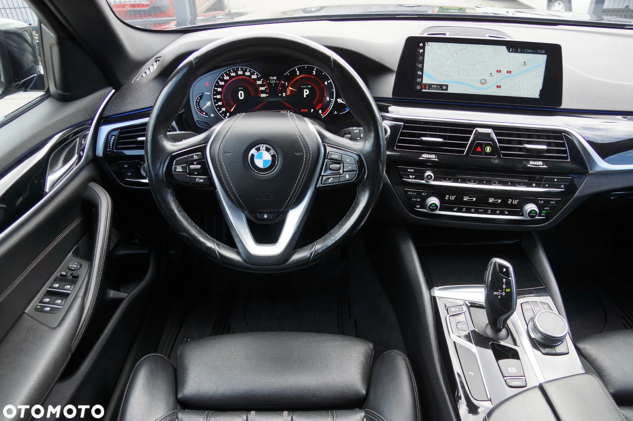 BMW Seria 5 520d xDrive Touring Sport Line - 12