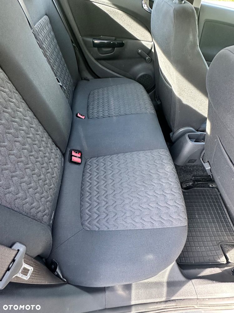 Opel Corsa - 16