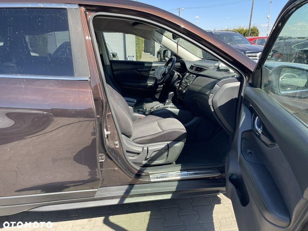 Nissan X-Trail 2.0 dCi Tekna 4WD Xtronic - 6