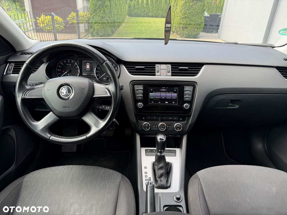 Skoda Octavia 2.0 TDI Elegance DSG - 7