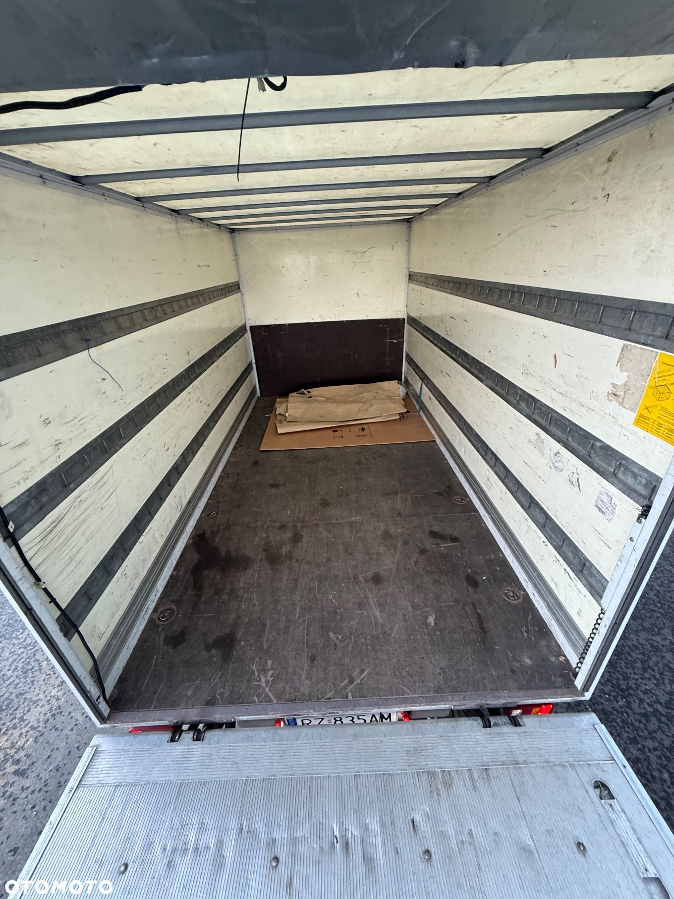 Mercedes-Benz SPRINTER - 11