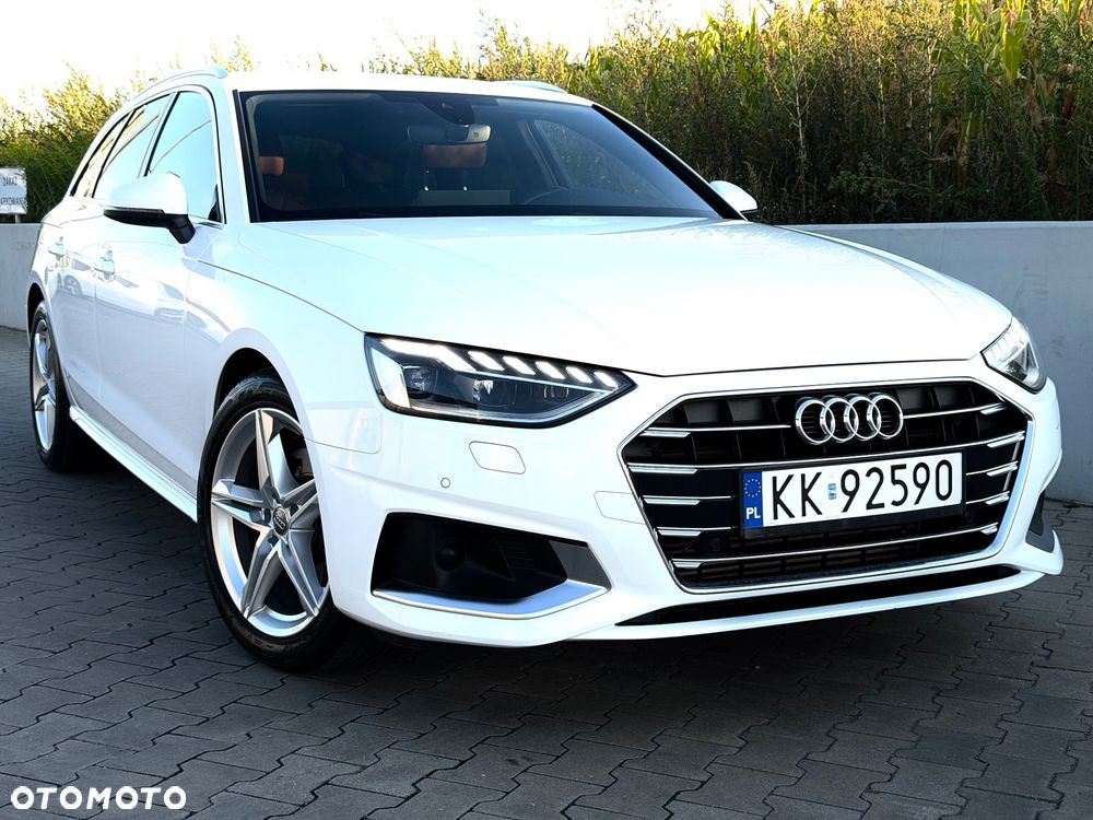 Audi A4 Avant 40 TFSI Sport S tronic - 3