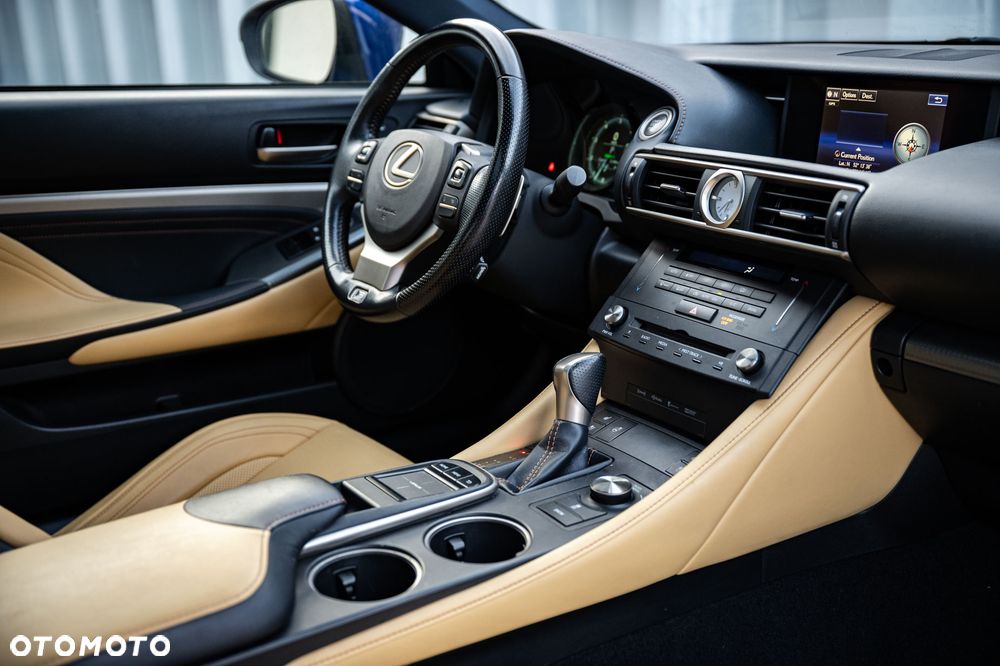 Lexus RC 300 SPORT - 21