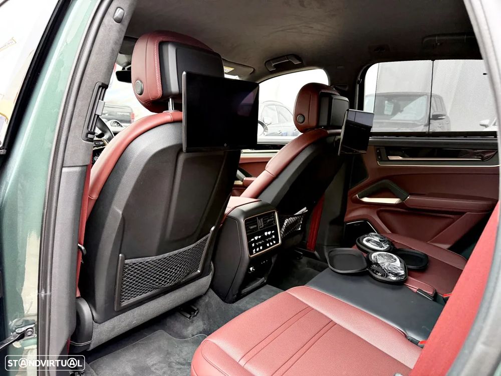 Porsche Cayenne Turbo E-Hybrid - 37