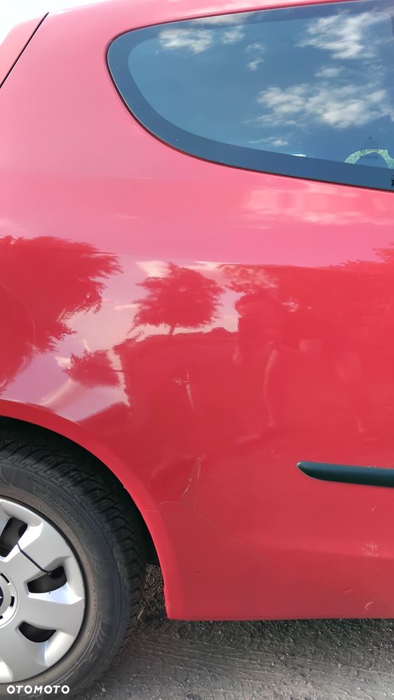 Mitsubishi Colt - 4