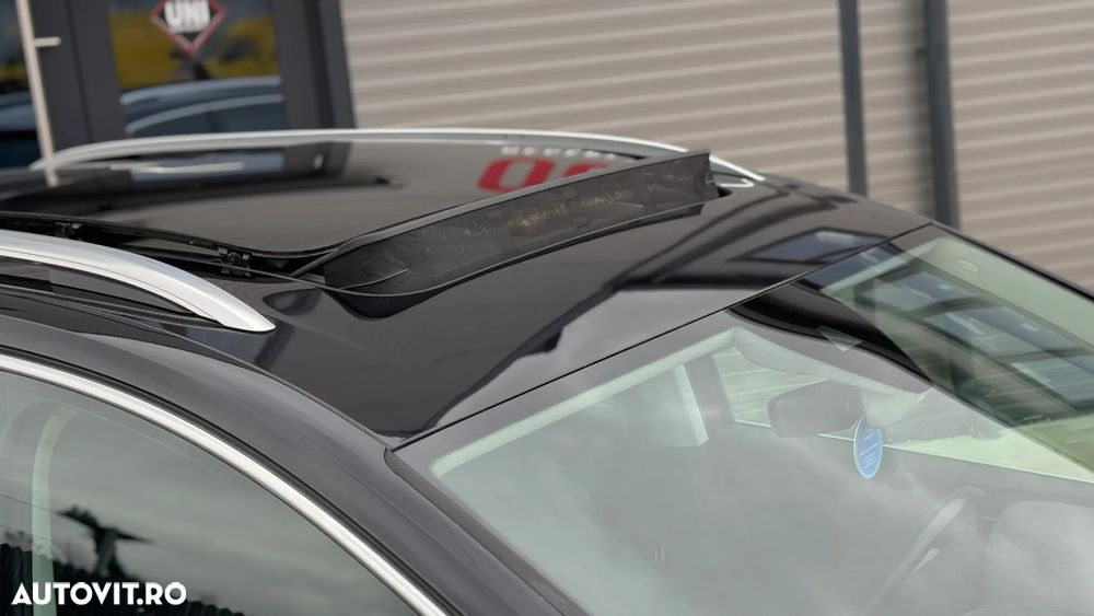 Volkswagen Sharan 2.0 TDI DSG (BlueMotion Technology) Highline - 9