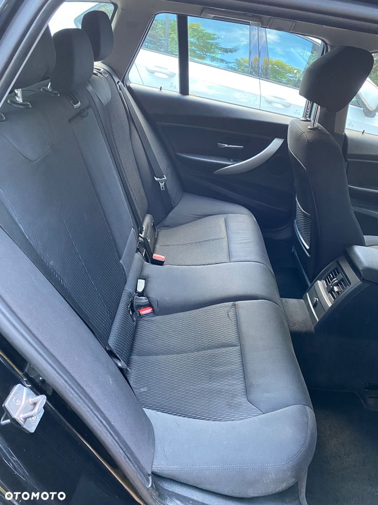 BMW Seria 3 320d - 13