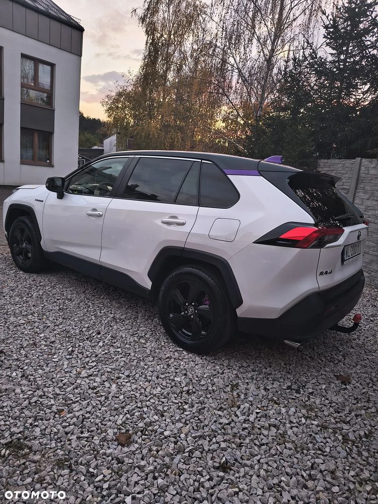 Toyota Rav4 2021 photo 3