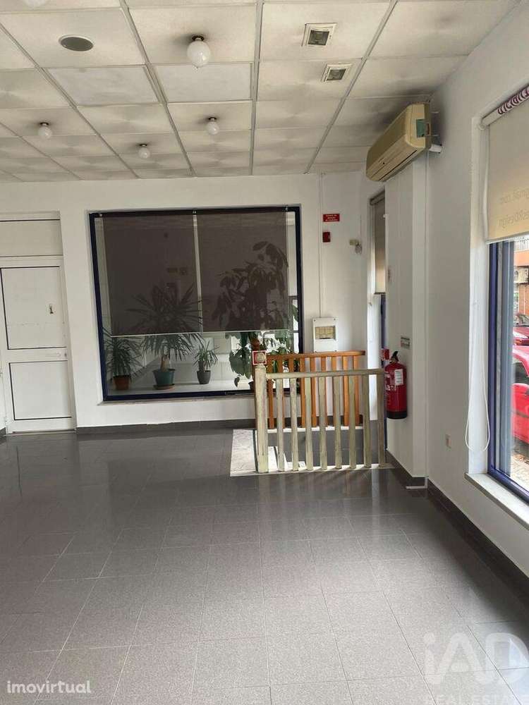 Loja / Estabelecimento Comercial em Pinhal Novo de 28,00 m2 - Grande imagem: 4/6