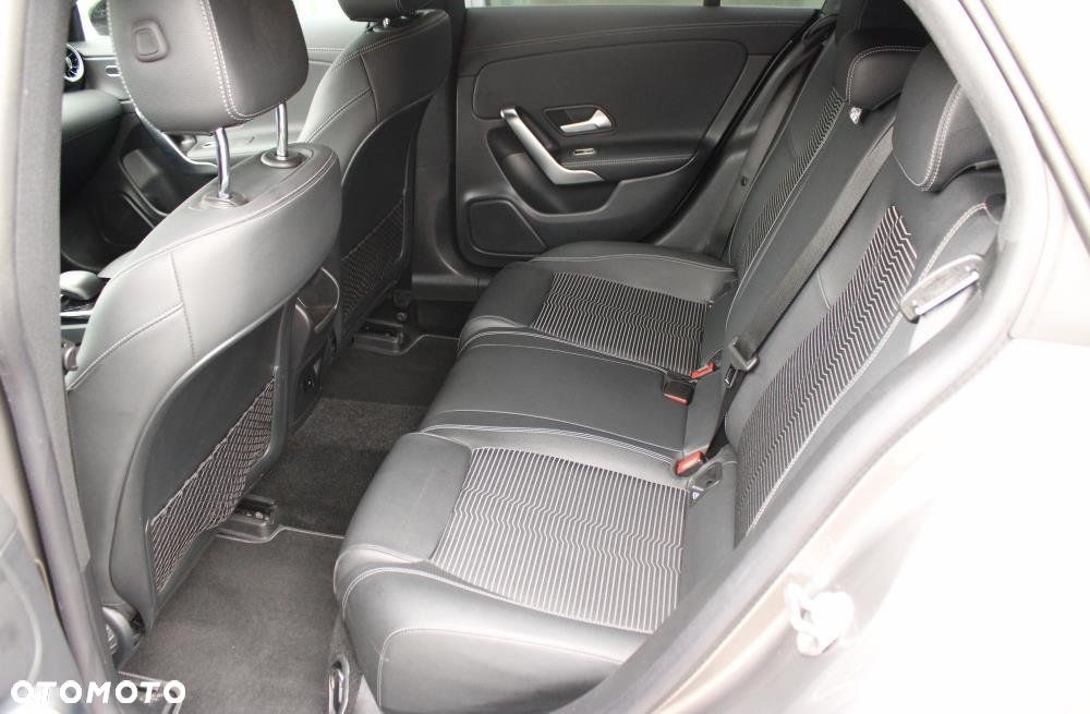 Mercedes-Benz CLA - 11