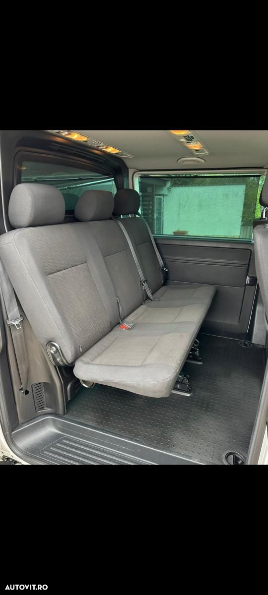 Volkswagen Caravelle - 38