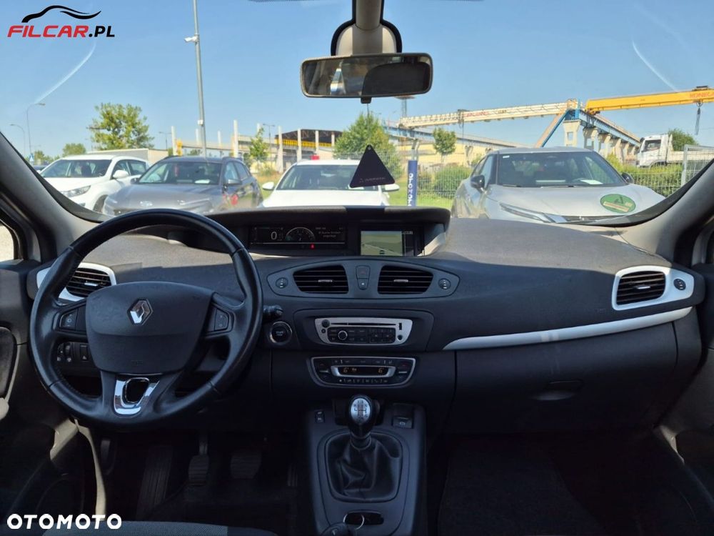 Renault Scenic - 11