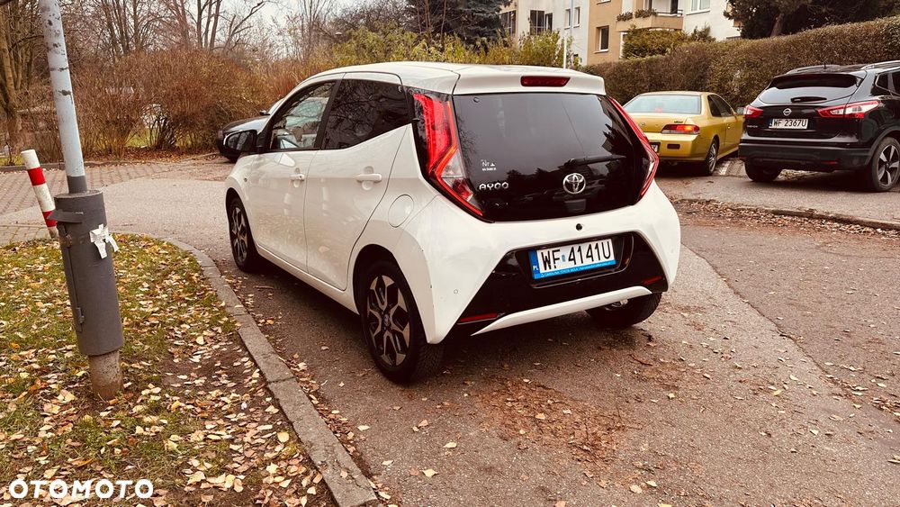 Toyota Aygo x-play - 6