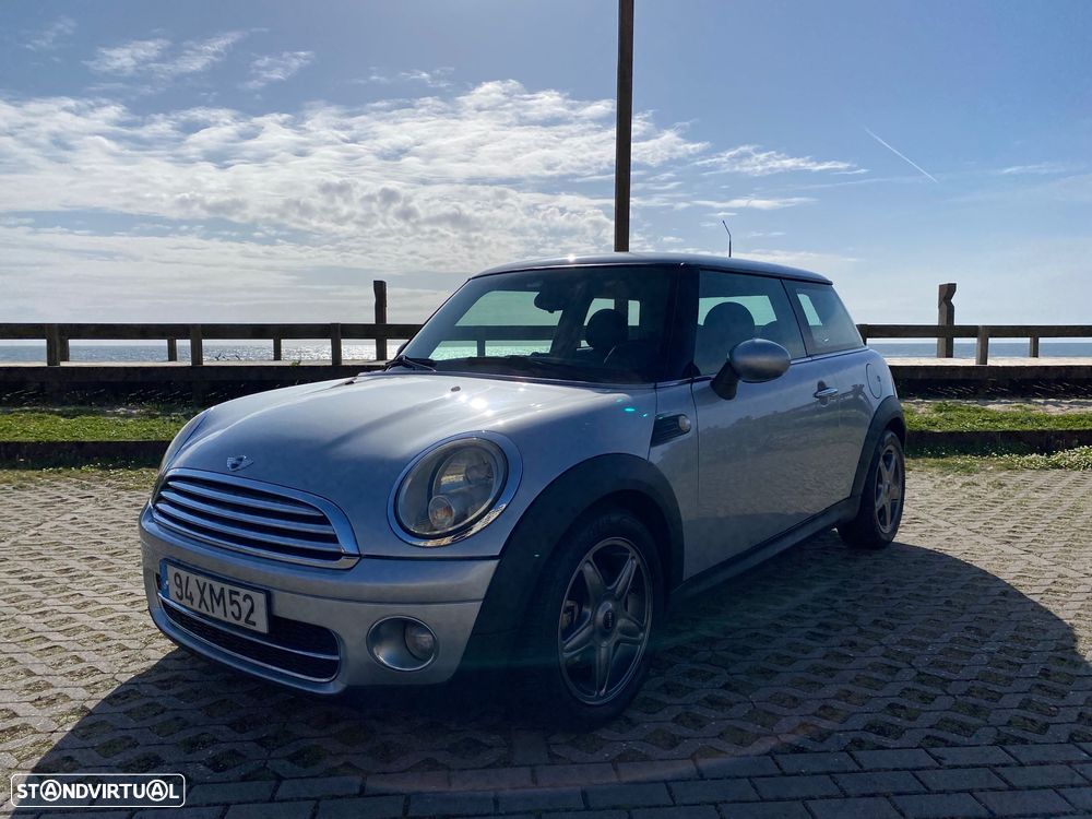 MINI 3 Portas Cooper D - 1