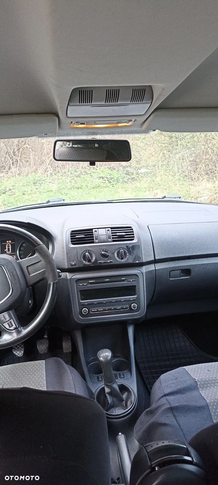 Skoda Roomster 1.2 TSI Active PLUS EDITION - 9