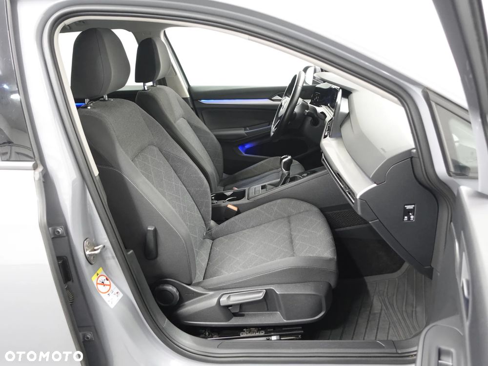 Volkswagen Golf 2.0 TDI SCR Life - 24