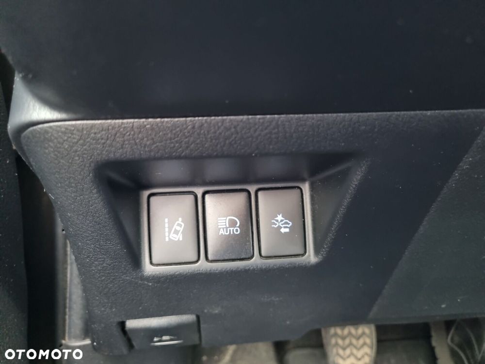Toyota Yaris - 23