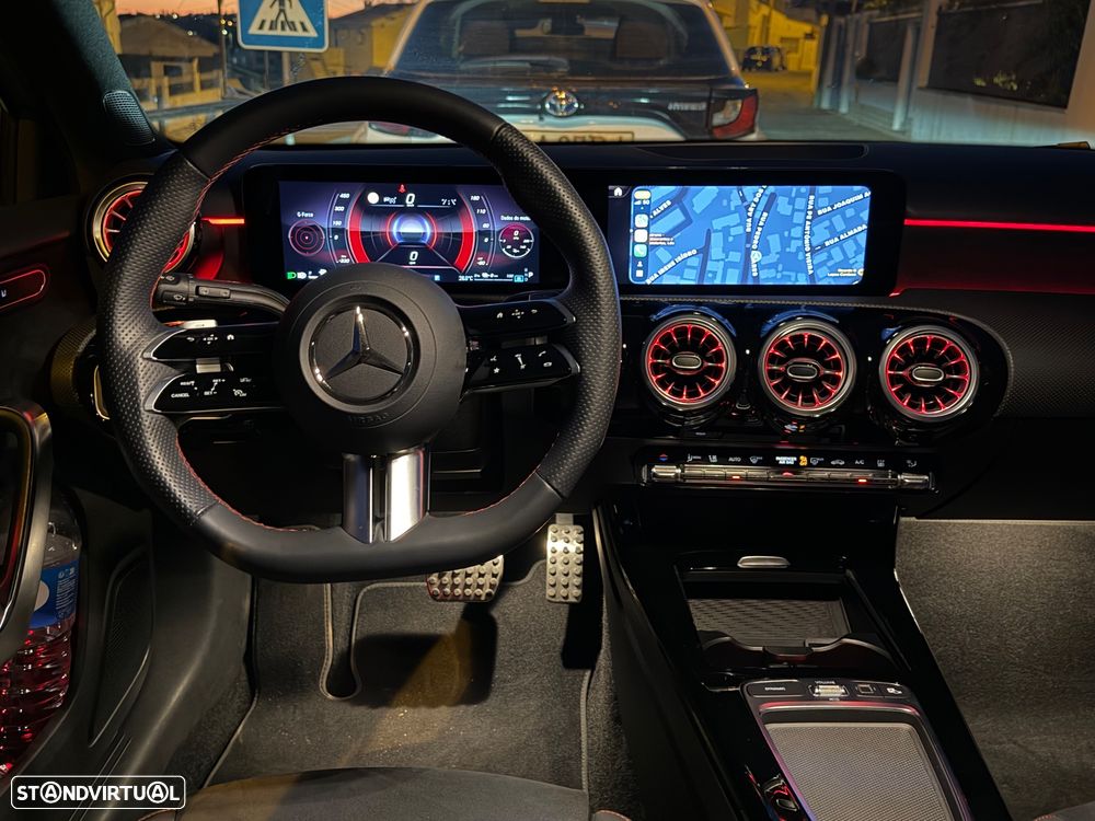 Mercedes-Benz A 250 e 8G-DCT AMG Line Advanced Plus - 19