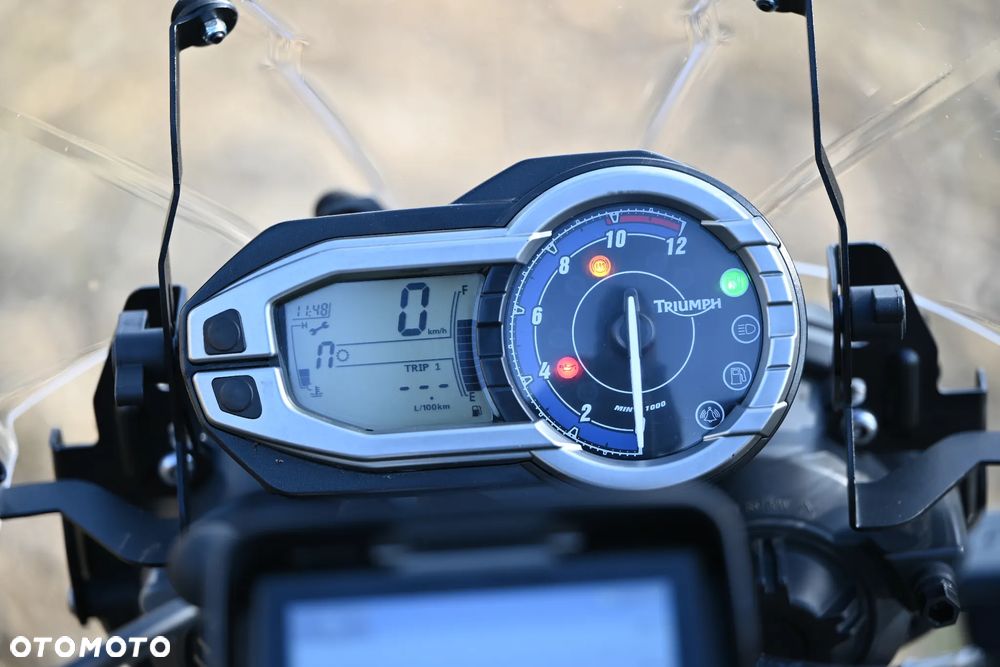 Triumph Tiger - 12