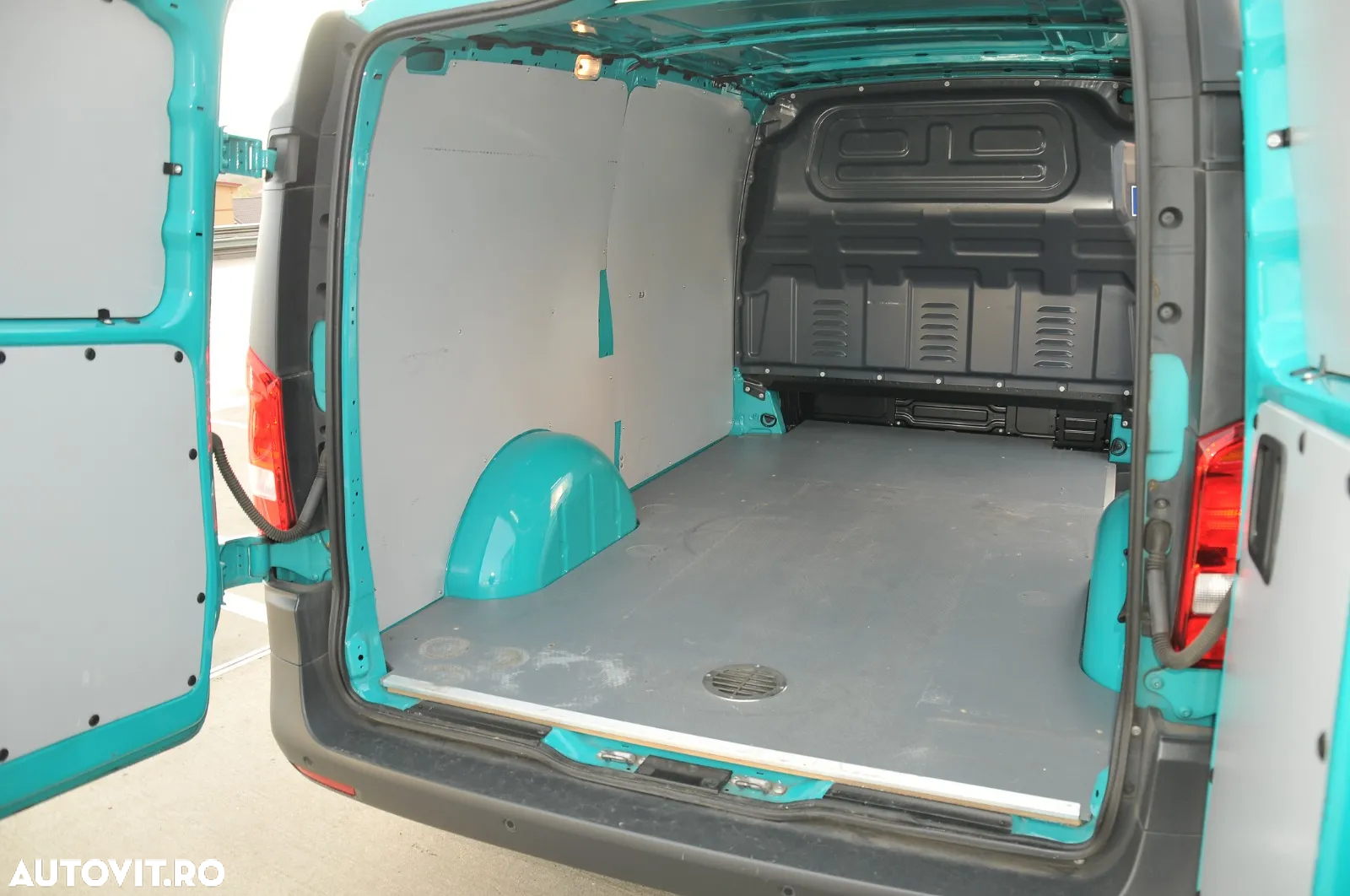 Mercedes-Benz VITO - 5