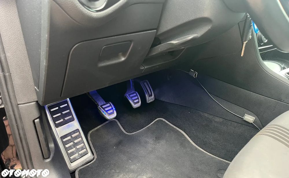 Volkswagen Golf 1.2 TSI BMT Trendline - 13