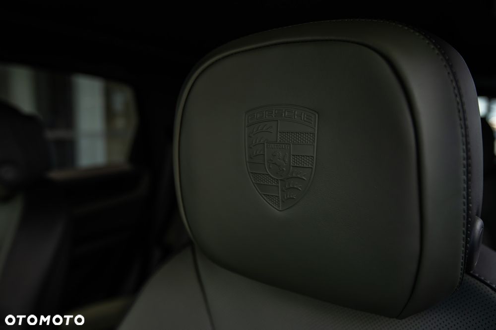 Porsche Cayenne Black Edition - 25