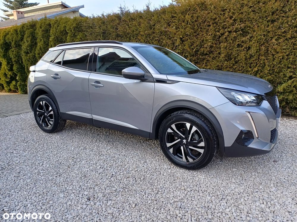 Peugeot 2008 1.5 BlueHDi Allure S&S - 9