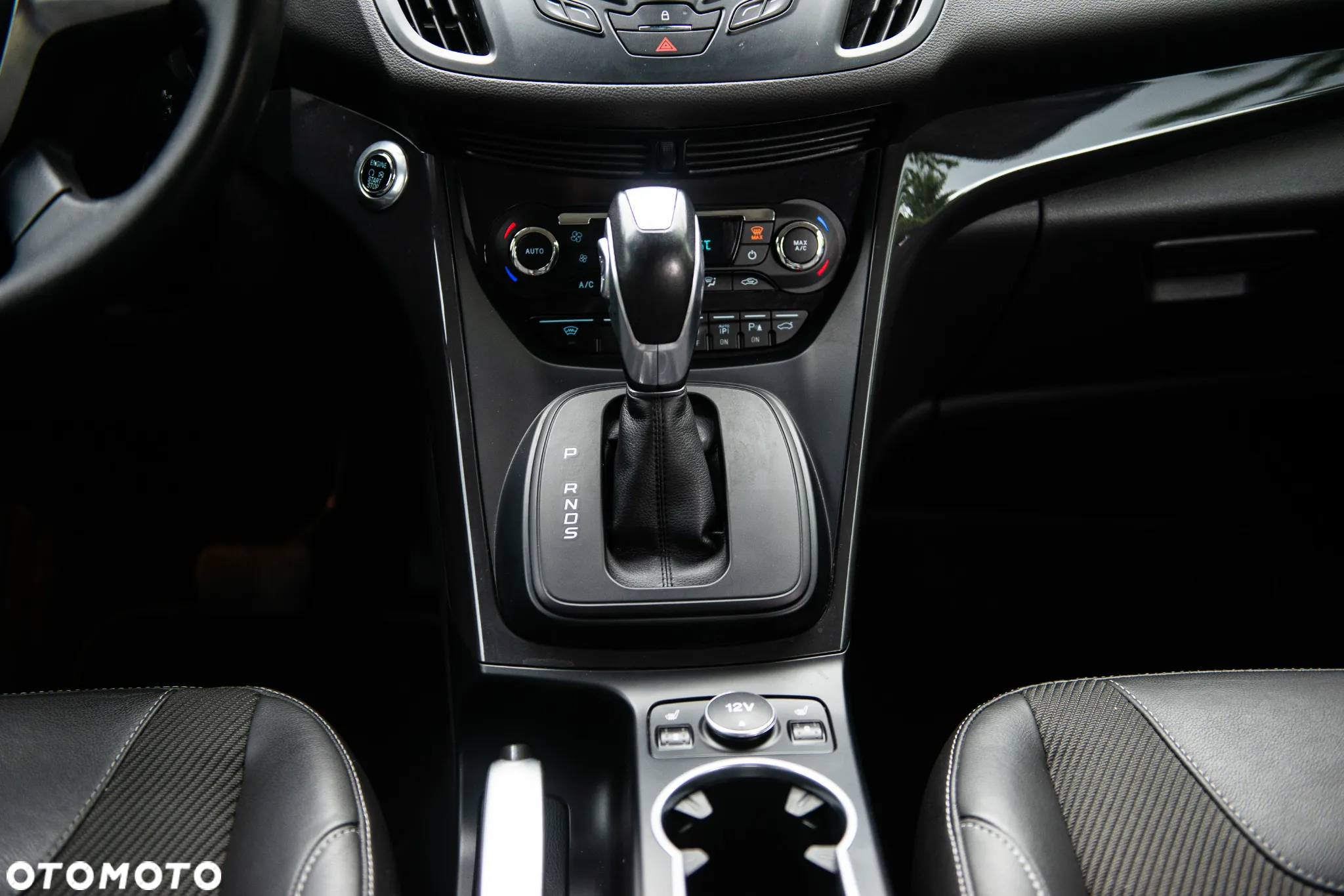 Ford Kuga 2.0 TDCi 4x4 Titanium - 33