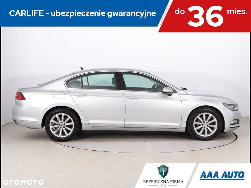 Volkswagen Passat - 7