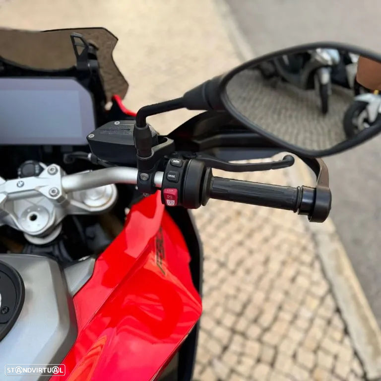 BMW F 900 XR - 23