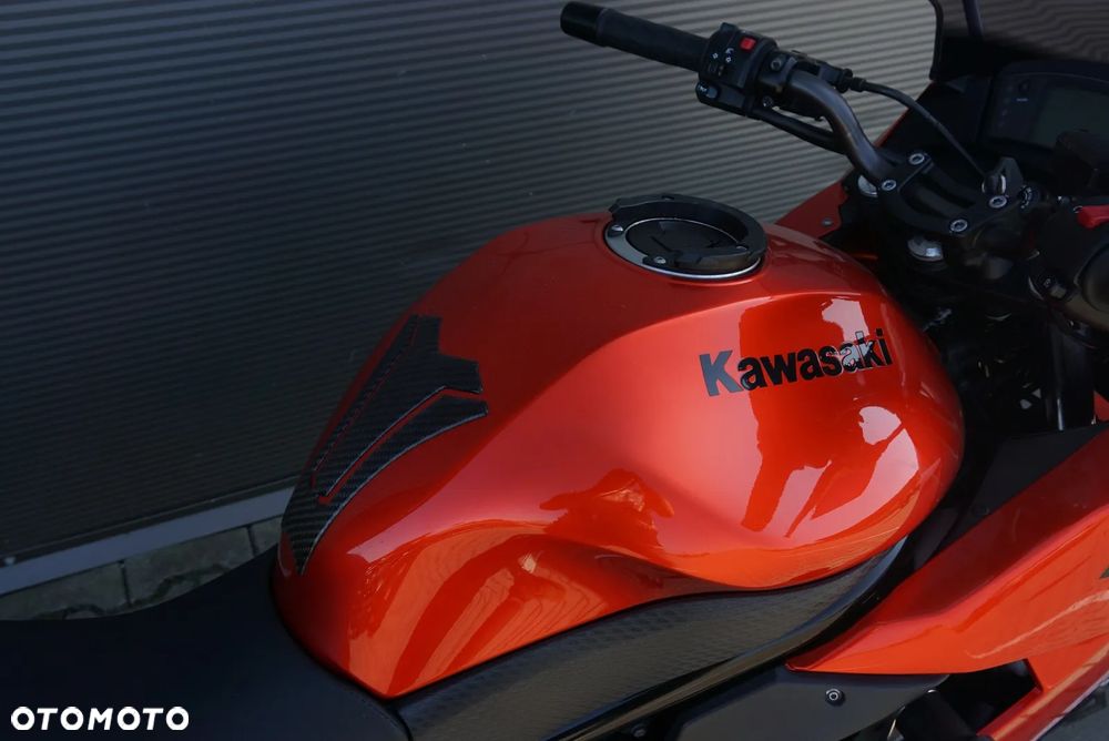 Kawasaki ER - 7