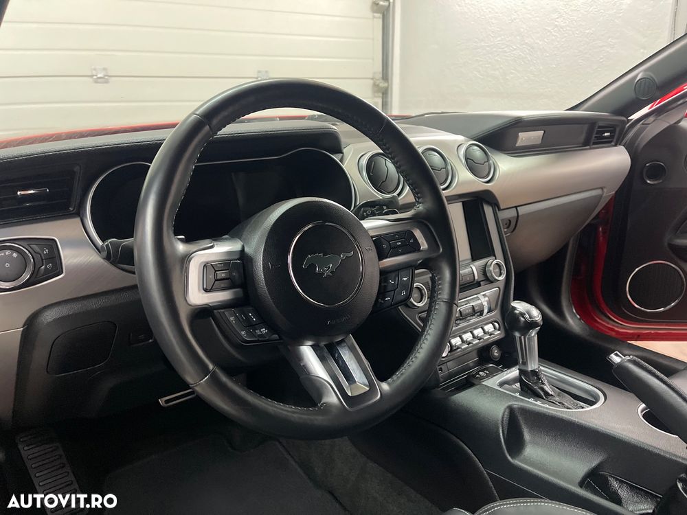 Ford Mustang 2.3 Eco Boost Aut. - 11