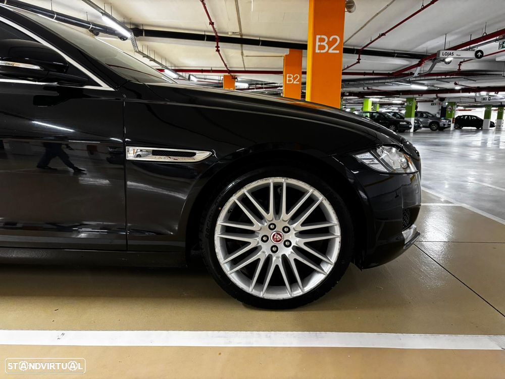 Jaguar XF 20d Aut. Prestige - 4