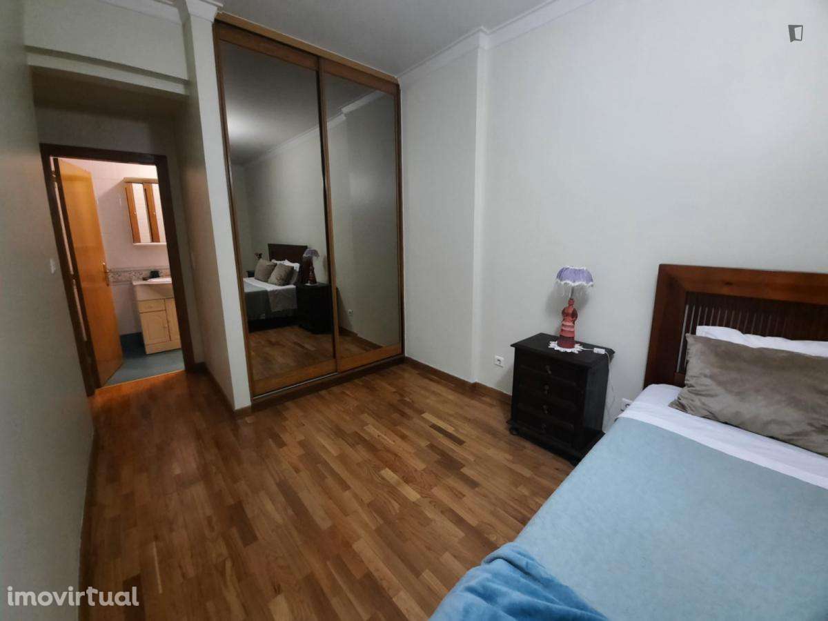 Quarto - localizado em Arroios Lisbon - Grande imagem: 4/14