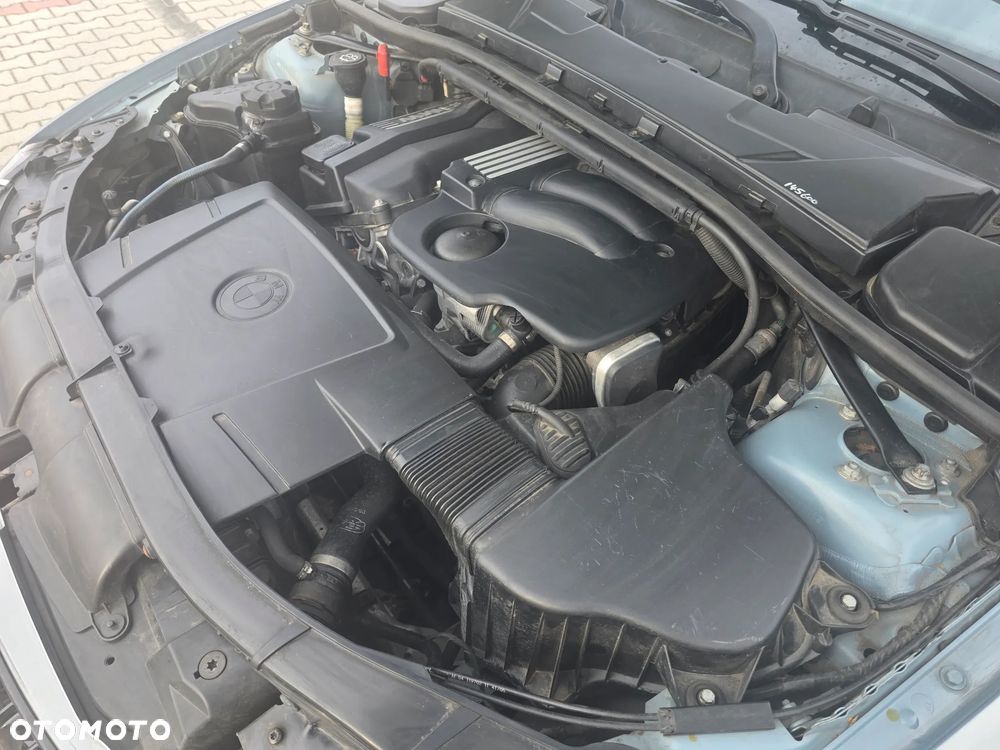 BMW Seria 3 - 28